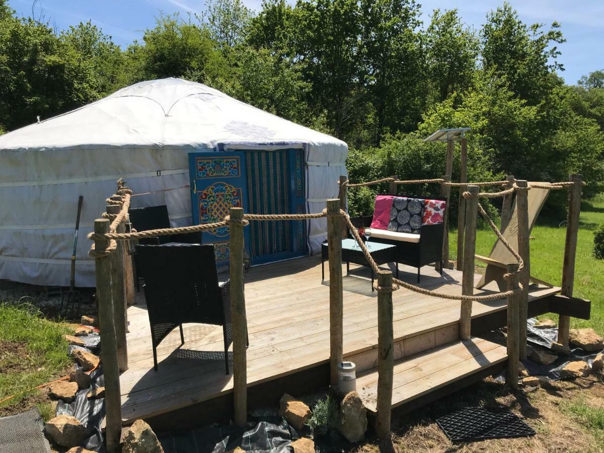 French Fields Luxury Glamping Original Mongolian Yurt Hotel Le-Vieux-Cerier Exterior foto