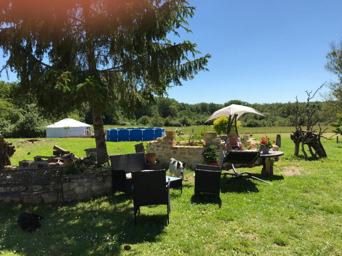French Fields Luxury Glamping Original Mongolian Yurt Hotel Le-Vieux-Cerier Exterior foto